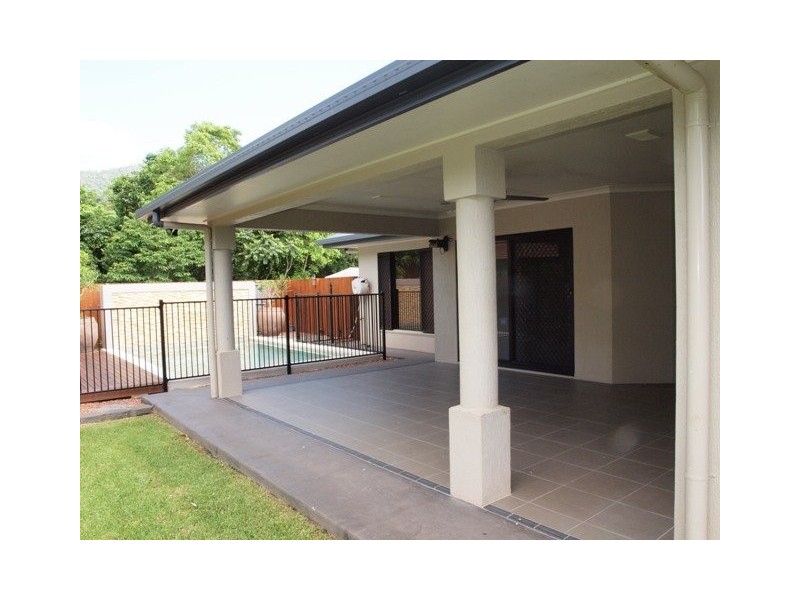 27 Altona Street, Bentley Park QLD 4869