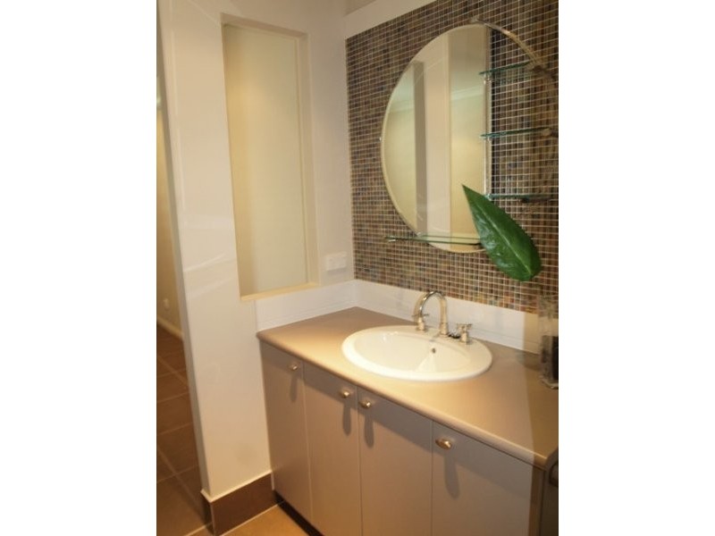 27 Altona Street, Bentley Park QLD 4869