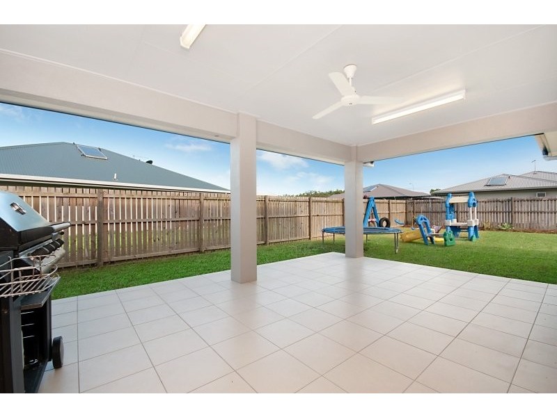28 Phoenix Street, White Rock QLD 4868