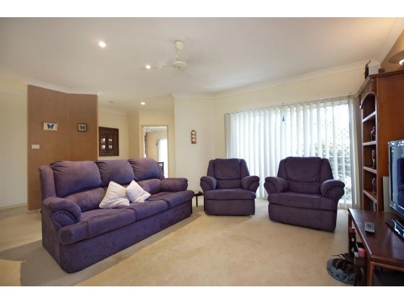 65 Barnard Drive, Mount Sheridan QLD 4868