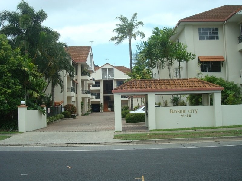 Cairns North QLD 4870