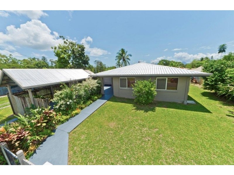 11 DAVIS  CLOSE, Manoora QLD 4870