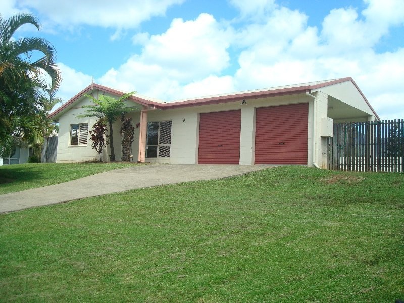 27 Ravizza Drive, Edmonton QLD 4869