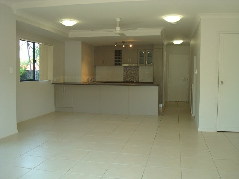 21/40 Intake Road, Redlynch QLD 4870