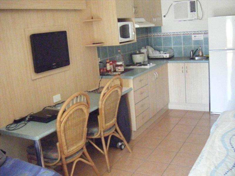 323/12 Anderson Road, Woree QLD 4868