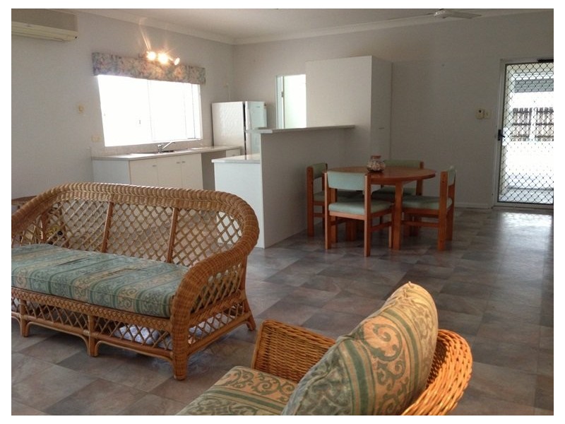 11-26 Springfield Cres, Manoora QLD 4870