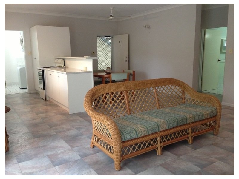 11-26 Springfield Cres, Manoora QLD 4870