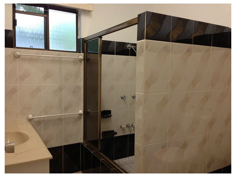 2/10 Tristania St, Holloways Beach QLD 4878