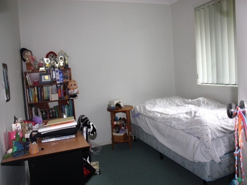 34 Clear River Boulevard, Ashmore QLD 4214