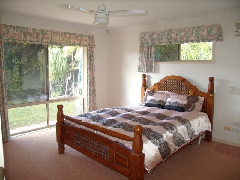 65 Barcoo Court, Clagiraba QLD 4211