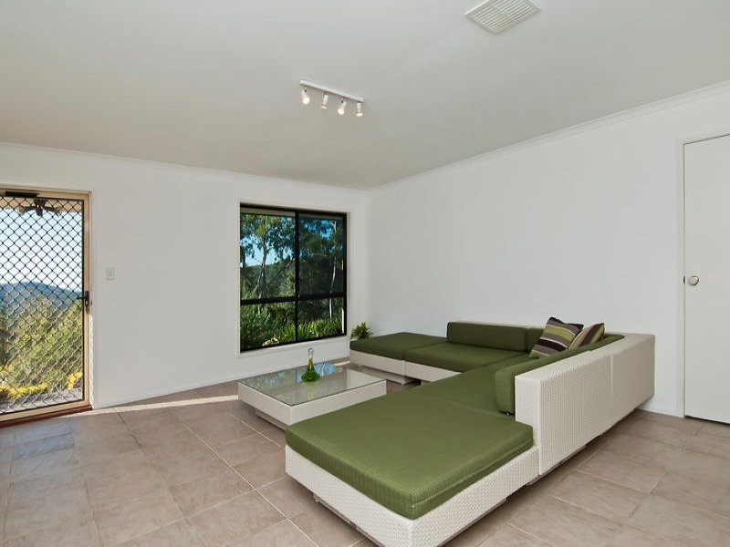 30 Kauri Court, Bonogin QLD 4213