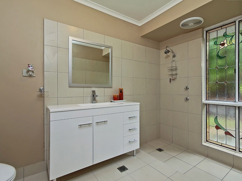 78 Harry Mills Drive, Worongary QLD 4213