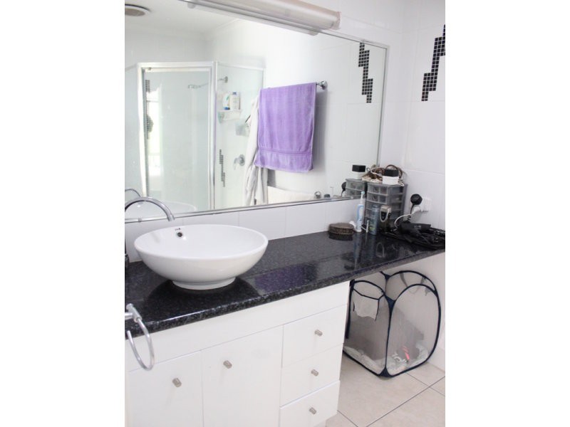 27 Gershwin Court, Nerang QLD 4211