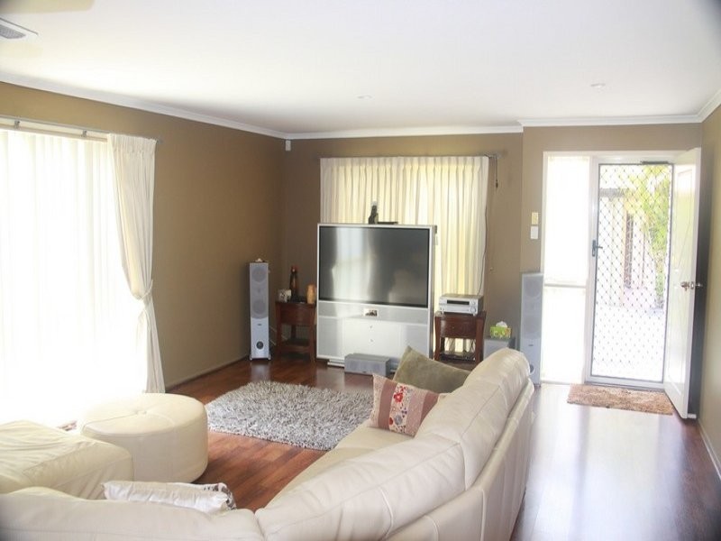 3A Dromana Crescent, Helensvale QLD 4212