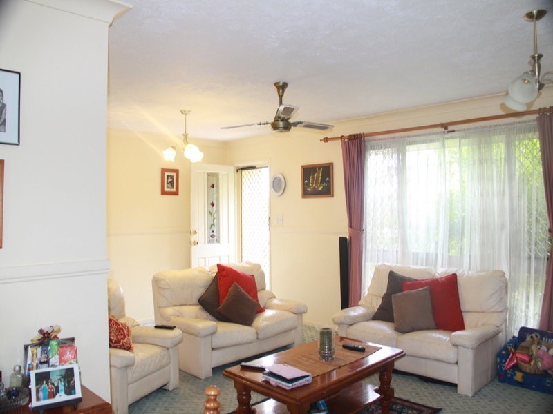 9 Explorers Way, Worongary QLD 4213