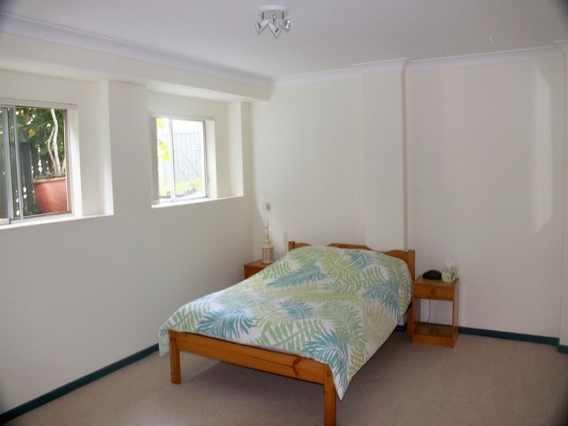 7 Paradise Street, Nerang QLD 4211