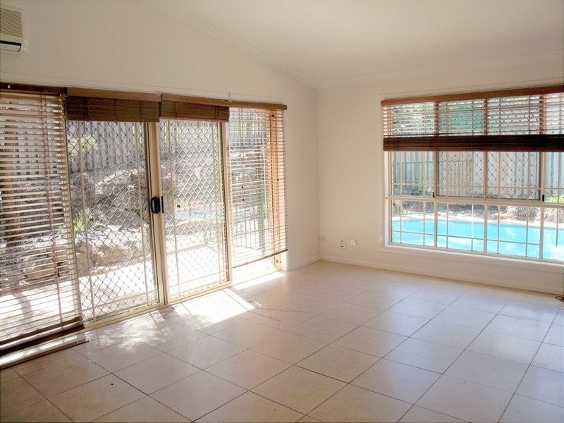 4 Beltana Way, Nerang QLD 4211