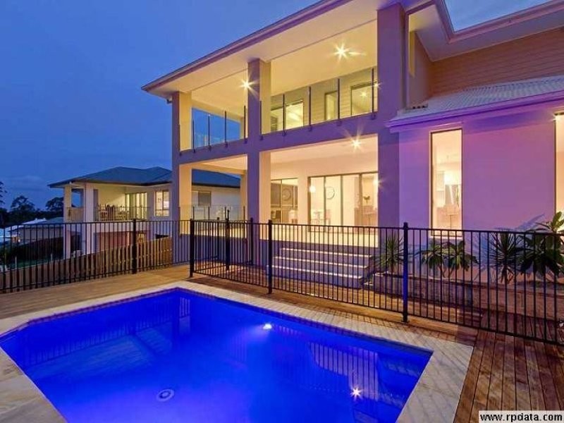 2 Lowell Street, Reedy Creek QLD 4227