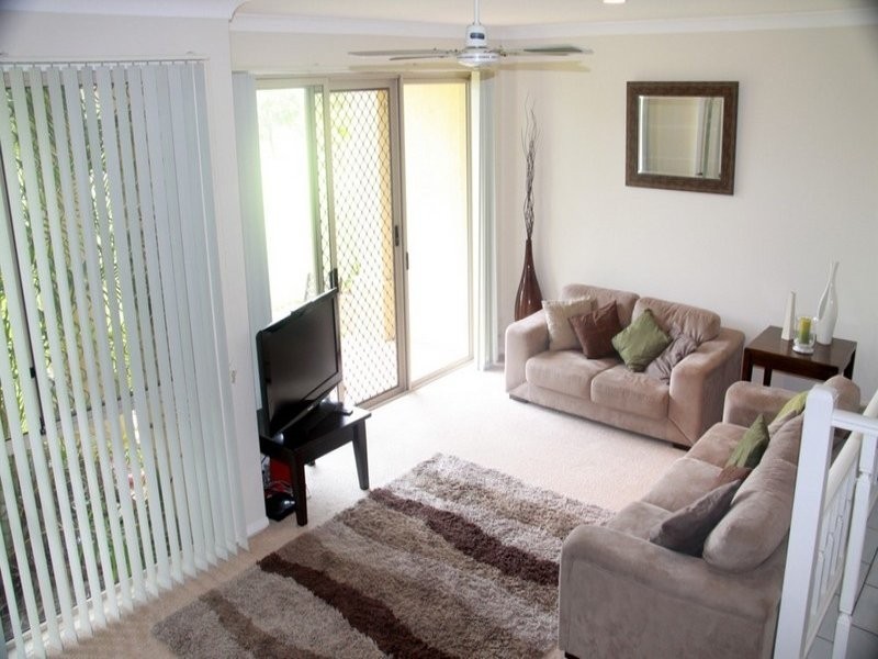 152 Palm Meadows Drive, Carrara QLD 4211