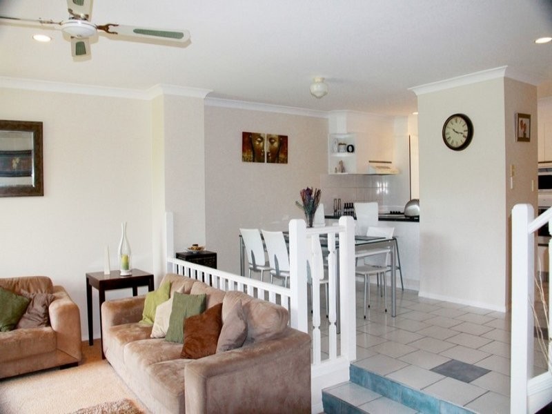 152 Palm Meadows Drive, Carrara QLD 4211