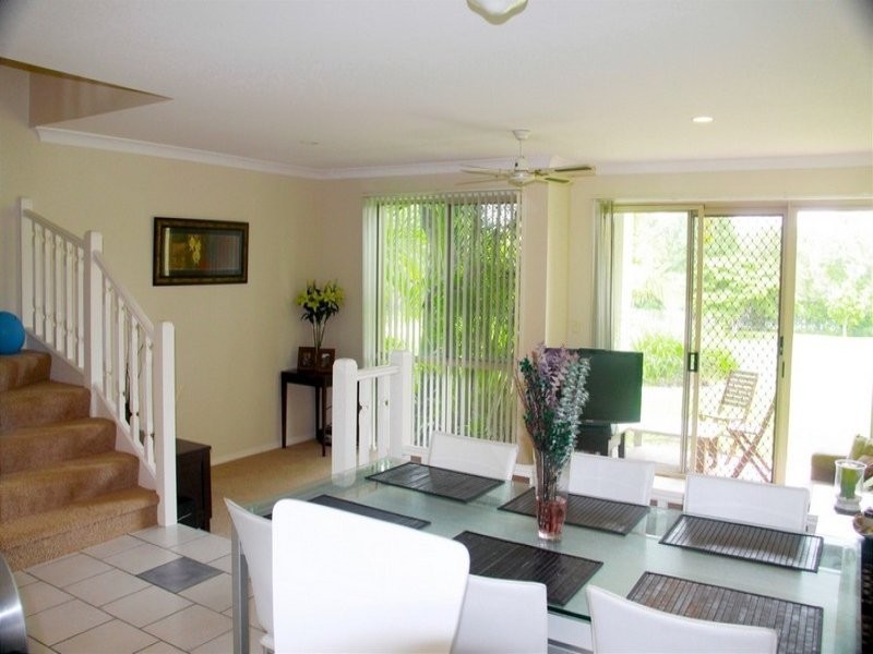 152 Palm Meadows Drive, Carrara QLD 4211