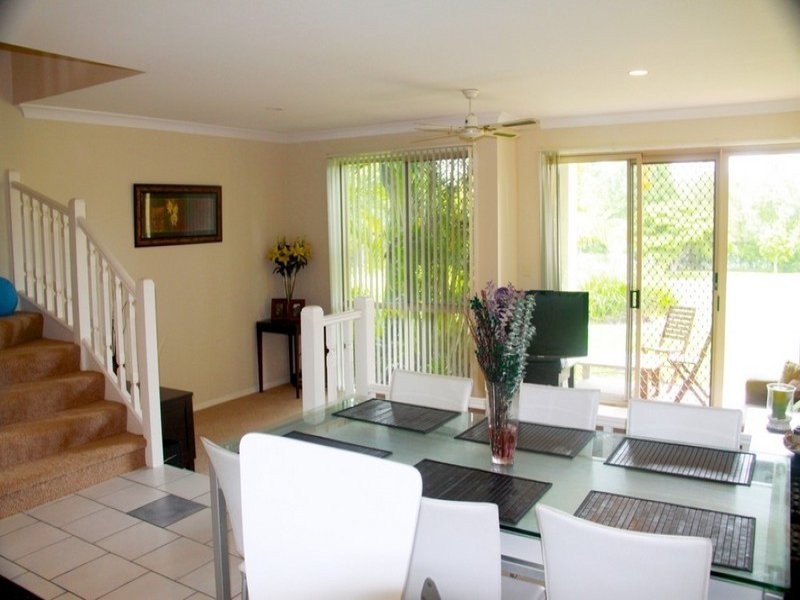 152 Palm Meadows Drive, Carrara QLD 4211