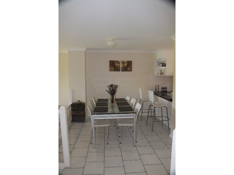 152 Palm Meadows Drive, Carrara QLD 4211