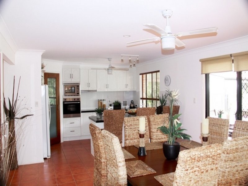 7 Easter Crescent, Pacific Pines QLD 4211