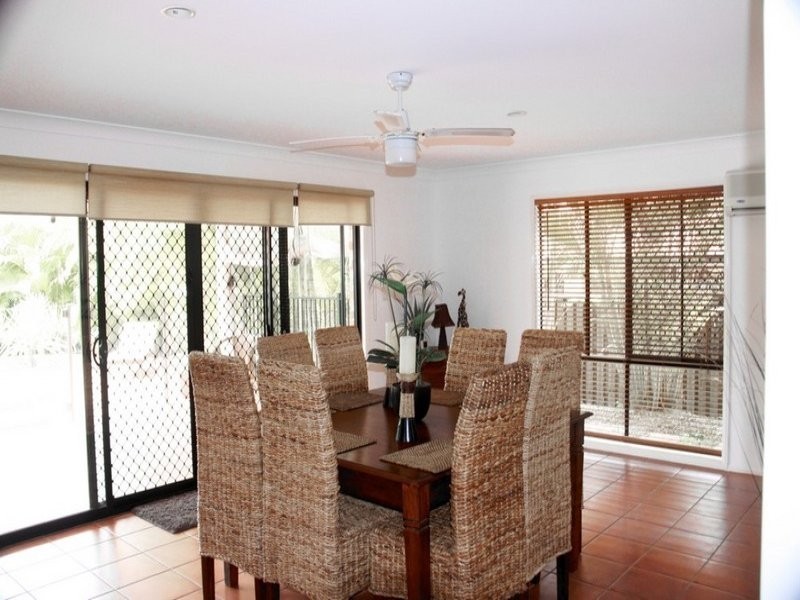 7 Easter Crescent, Pacific Pines QLD 4211