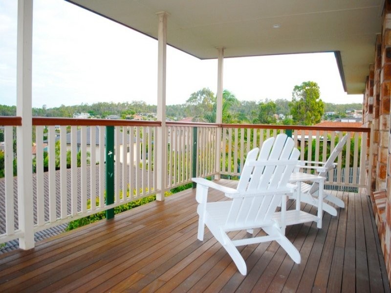 18 Penrhyn Street, Pacific Pines QLD 4211