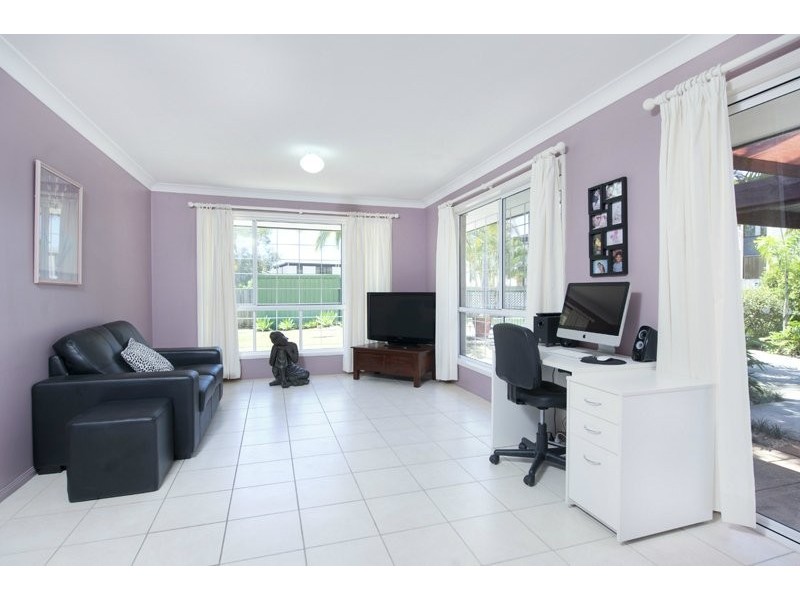 7 Drift Away Court, Robina QLD 4226