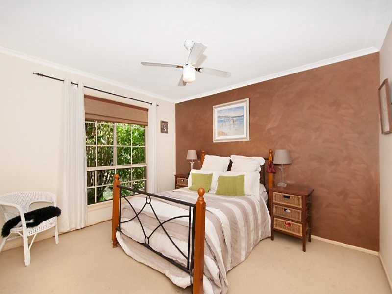 16 Wiltshire Drive, Mudgeeraba QLD 4213
