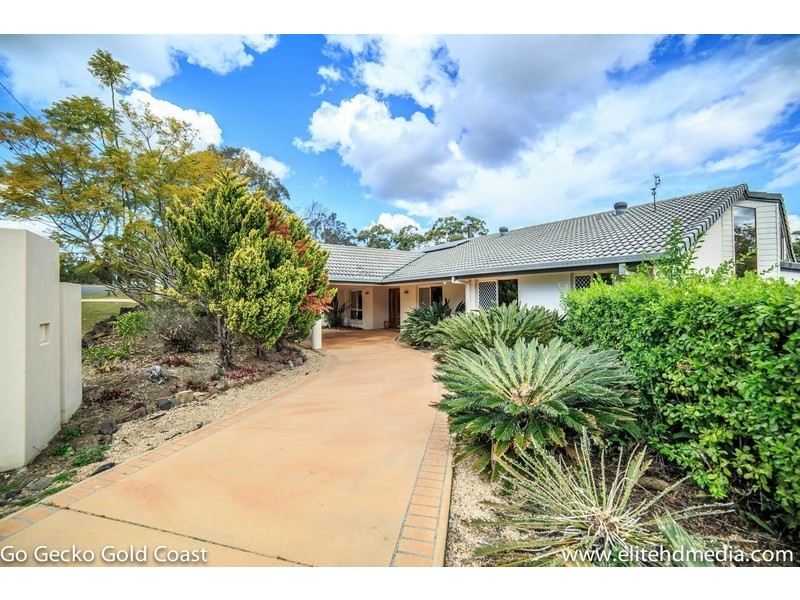 25 Fenton Drive, Tallebudgera QLD 4228