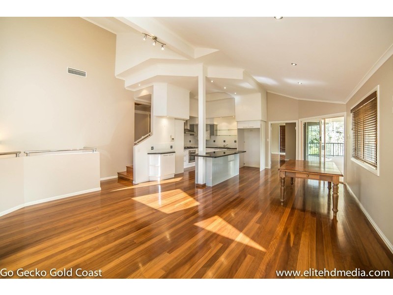 25 Fenton Drive, Tallebudgera QLD 4228