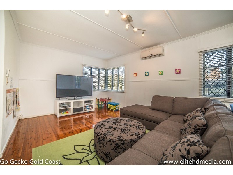 63 Central Street, Labrador QLD 4215