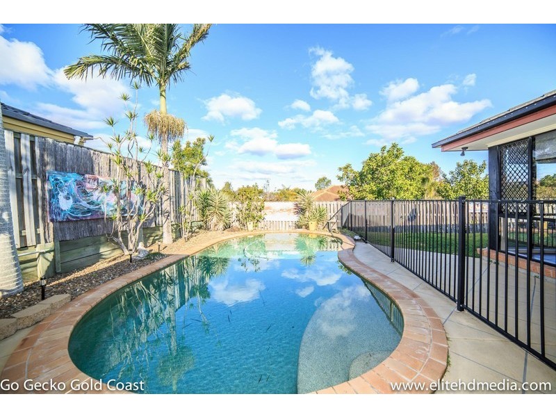 15 Robinia Court, Robina QLD 4226