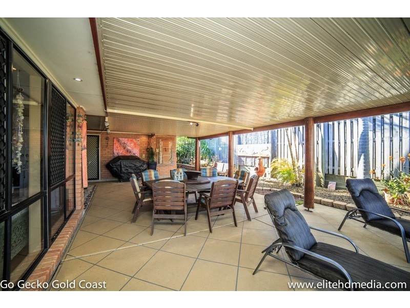 15 Robinia Court, Robina QLD 4226