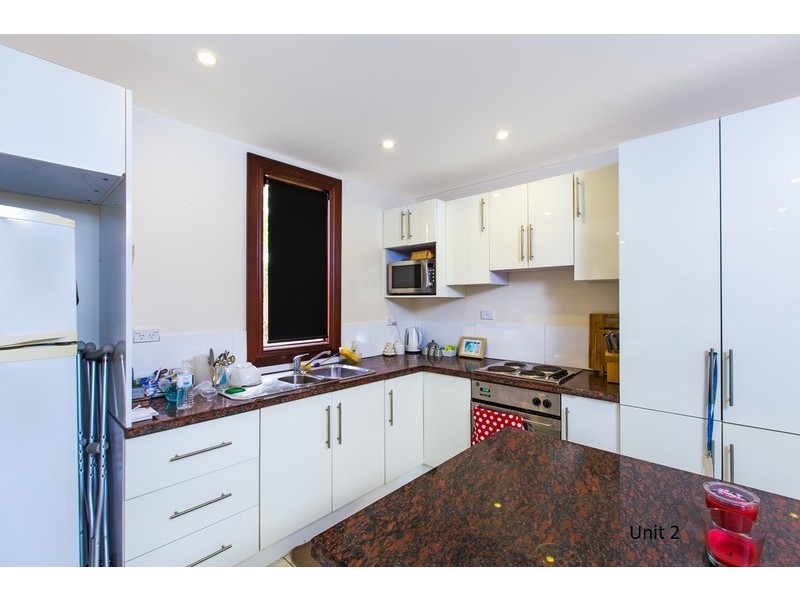 2/27 William Street, Southport QLD 4215