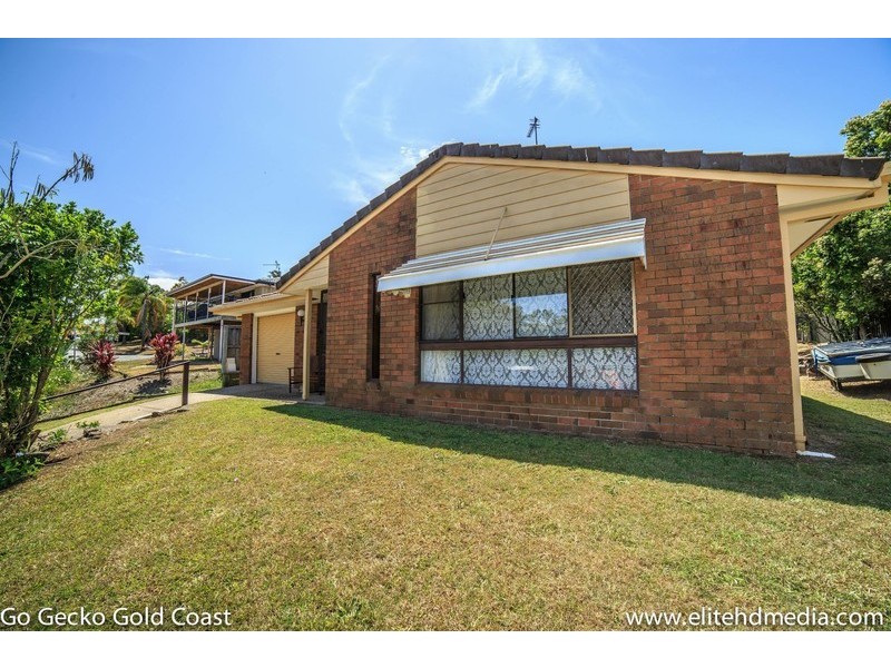 3 Cambridge Court, Carrara QLD 4211