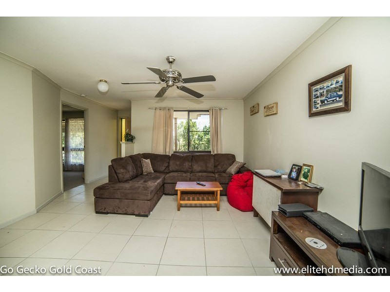 3 Cambridge Court, Carrara QLD 4211