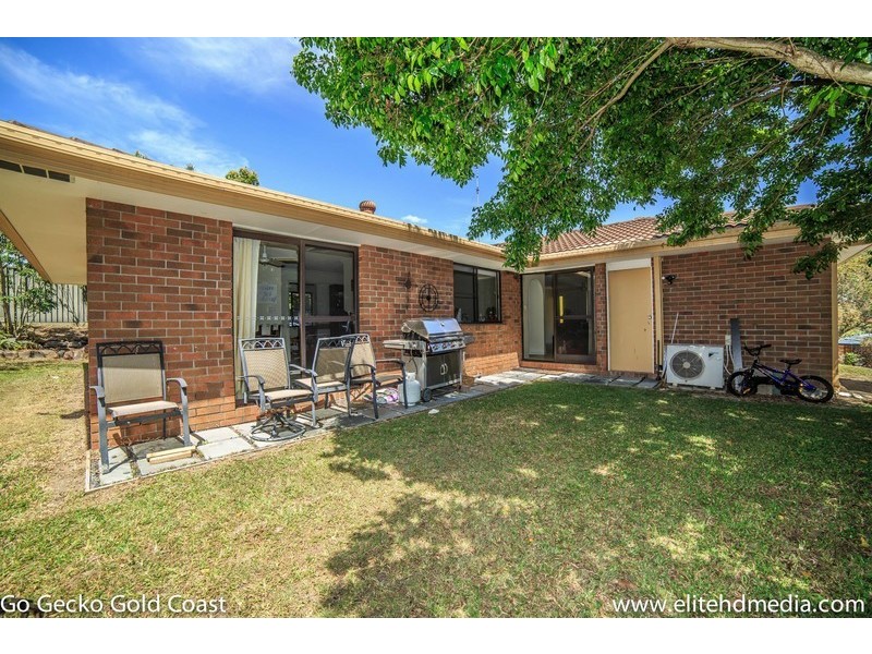 3 Cambridge Court, Carrara QLD 4211