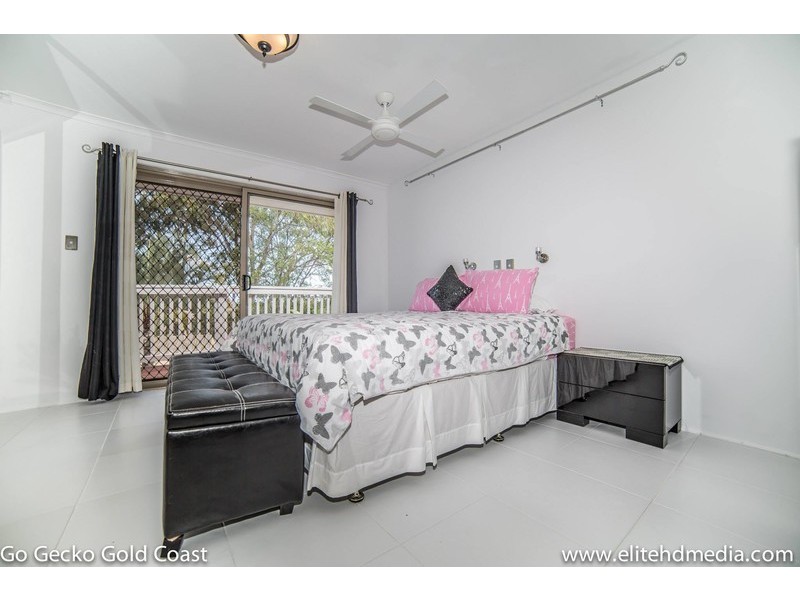 13 Harneil Place, Carrara QLD 4211