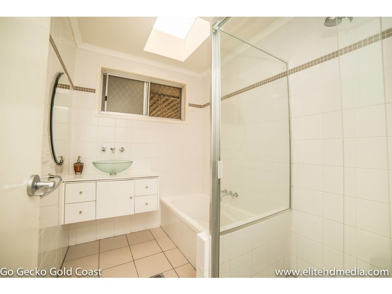 40 Alison Road, Carrara QLD 4211