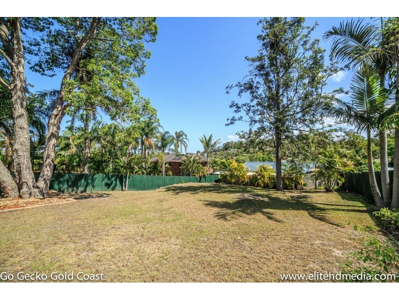 40 Alison Road, Carrara QLD 4211