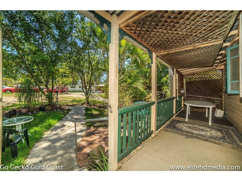 17 Mattocks Road, Burleigh Waters QLD 4220