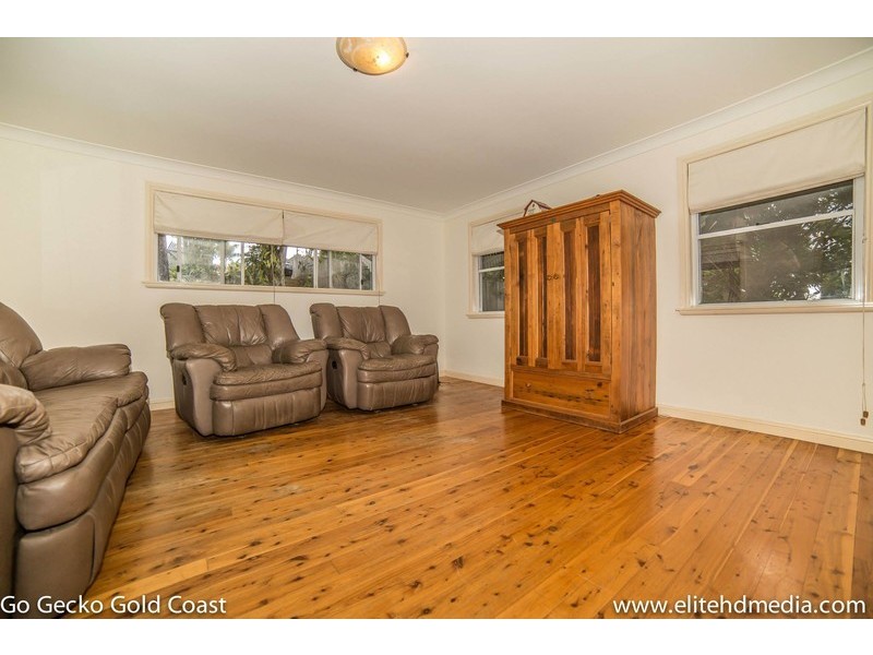 17 Windsor Pl, Molendinar QLD 4214