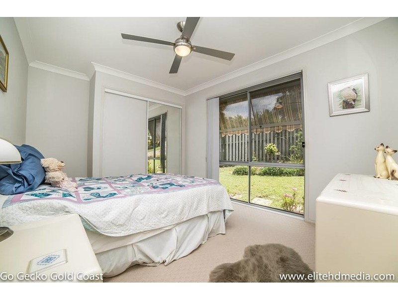 24 Antipodes Close, Pacific Pines QLD 4211