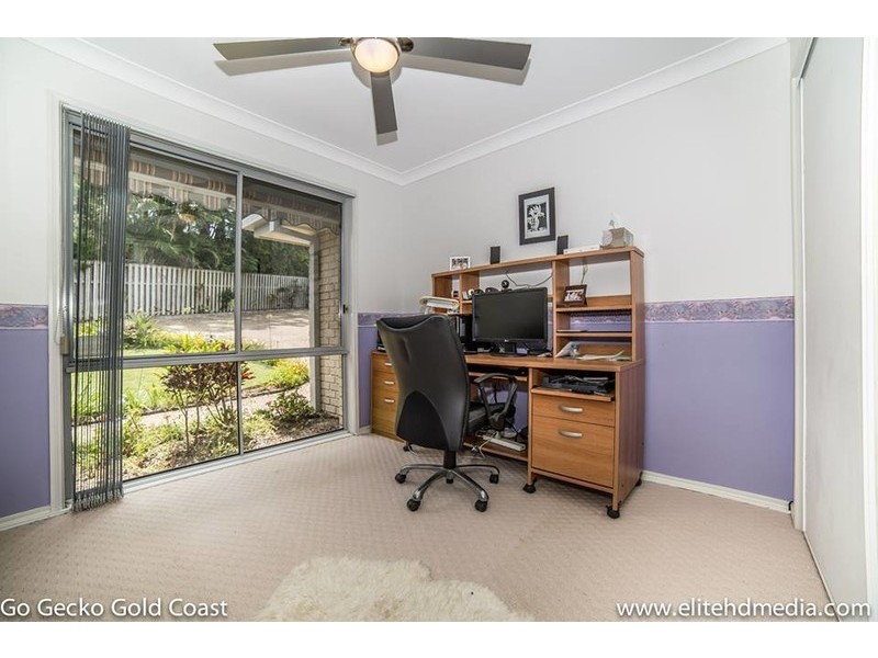 24 Antipodes Close, Pacific Pines QLD 4211