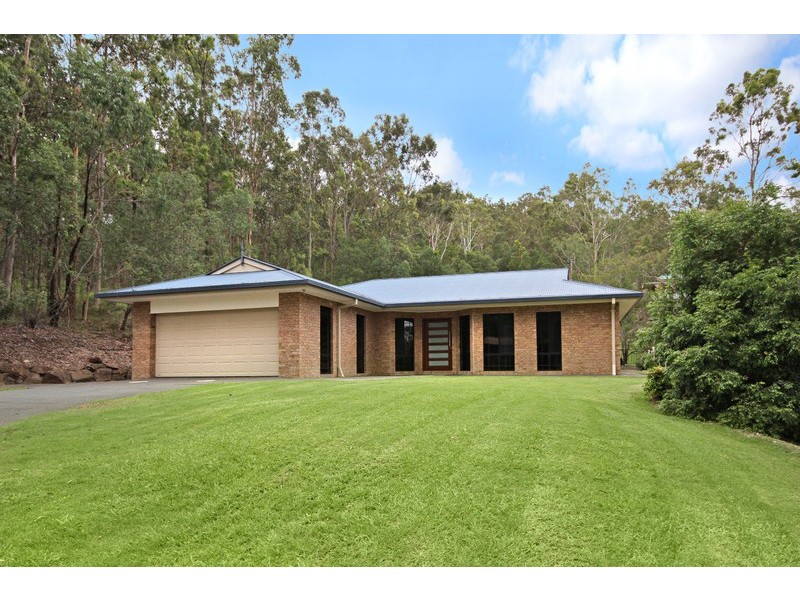 10 Nature Valley Court, Tallai QLD 4213