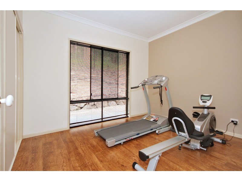 10 Nature Valley Court, Tallai QLD 4213